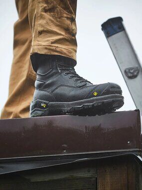 Take on the toughest winter work conditions with the TERRA® Gantry LXI 8” Safety